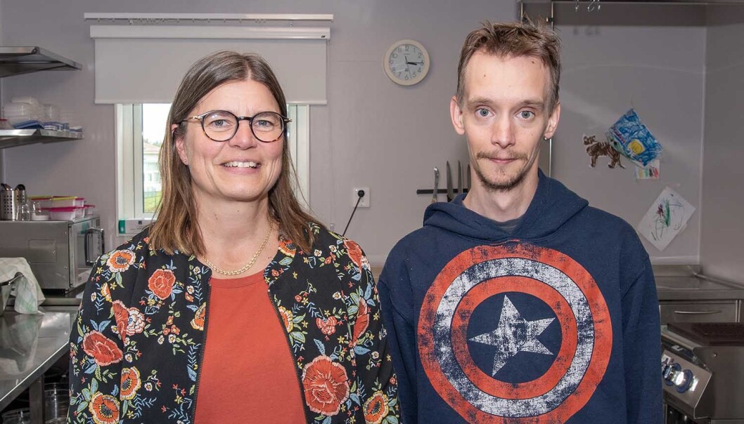 - Barn och personal kommer inte märka så stor skillnad. Kvalitén på maten förväntar jag mig är den samma, säger Erika Forseth förskolechef.
- Fram tills nu har vi fått maten från äldreboendet Dalsätra, berättar Joakim Folkesson matkille på förskolan i Myrviken. - Barn och personal kommer inte märka så stor skillnad. Kvalitén på maten förväntar jag mig är den samma, säger Erika Forseth förskolechef.
- Fram tills nu har vi fått maten från äldreboendet Dalsätra, berättar Joakim Folkesson matkille på förskolan i Myrviken.