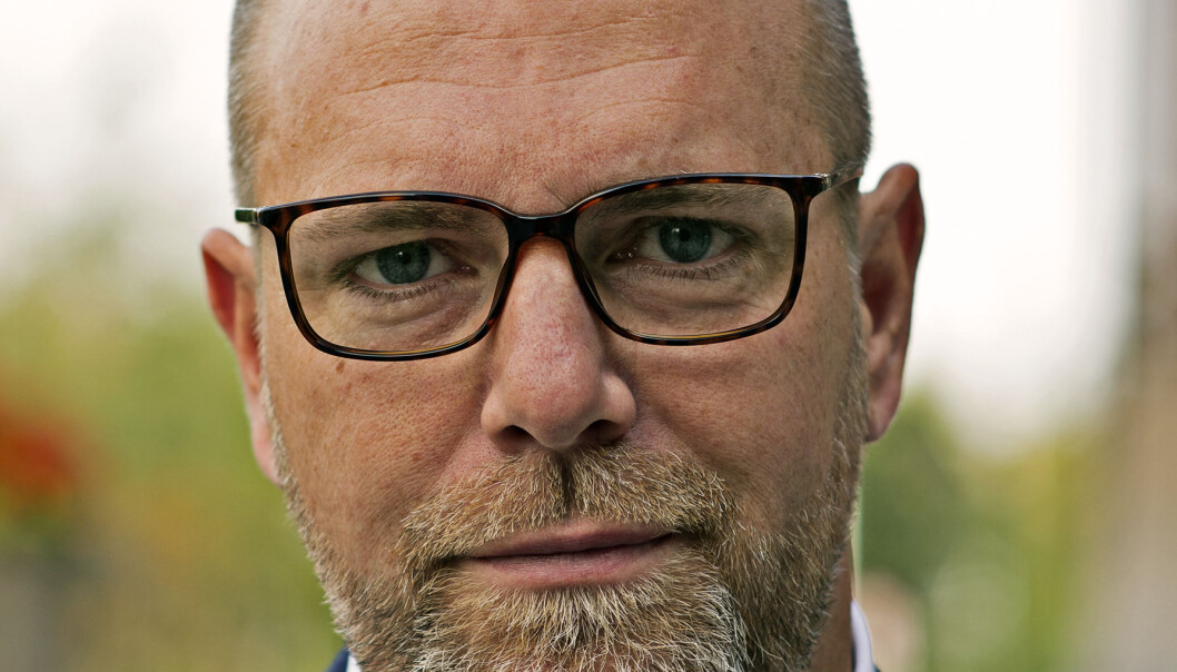 – Mannen som misstänks för våldtäkt på barn är avstängd från sitt arbete och vi bistår polisen på alla sätt vi kan, säger Anders Wennerberg, kommundirektör. – Mannen som misstänks för våldtäkt på barn är avstängd från sitt arbete och vi bistår polisen på alla sätt vi kan, säger Anders Wennerberg, kommundirektör.