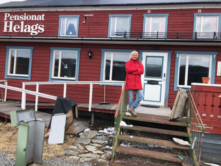 Johanna Larsdotter Öhman är redan igång med att rensa och städa pensionatet inför kommande renovering. Johanna Larsdotter Öhman är redan igång med att rensa och städa pensionatet inför kommande renovering.