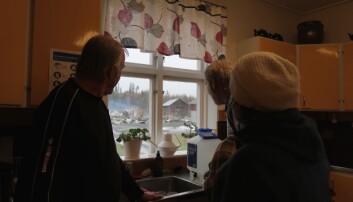 Under måndagen samlades flera av medlemmarna i styrelsen för att hålla koll på den varma och rykande glöden efter branden. Här är Gunnar Olsson, Matin Rolén och Monica Henriksson på plats. Under måndagen samlades flera av medlemmarna i styrelsen för att hålla koll på den varma och rykande glöden efter branden. Här är Gunnar Olsson, Matin Rolén och Monica Henriksson på plats.