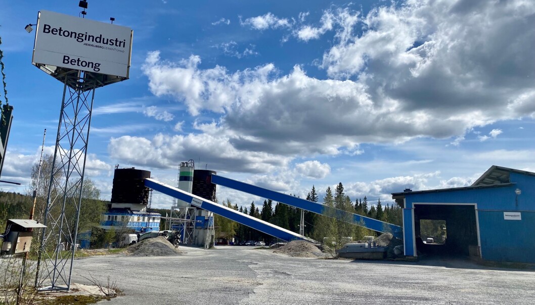 Företaget Rico Estate Development AB har köpt fastigheten Betongen 1 i anslutning till Lillänge. Målsättningen är att skapa en plats för sällanköpshandel utan livsmedel. Företaget Rico Estate Development AB har köpt fastigheten Betongen 1 i anslutning till Lillänge. Målsättningen är att skapa en plats för sällanköpshandel utan livsmedel.