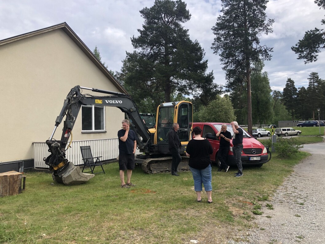 Ingen grävskopa har ännu kommit till användning. Ingen grävskopa har ännu kommit till användning.