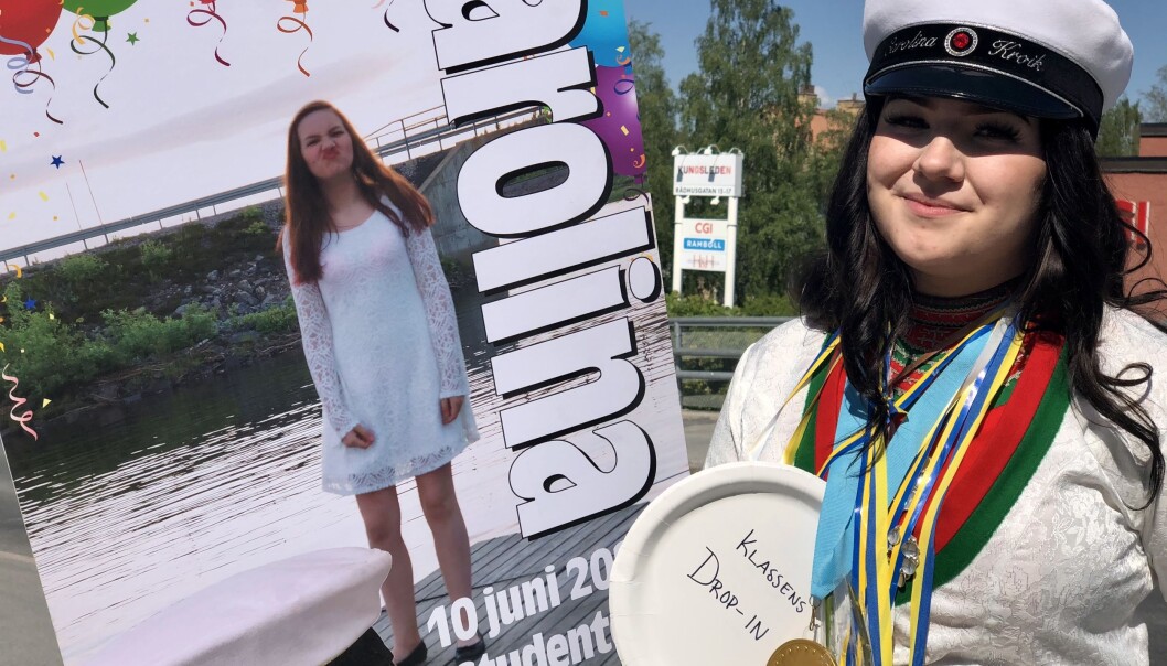 Carolina Kroik är överlycklig över att ha tagit studenten. Carolina Kroik är överlycklig över att ha tagit studenten.