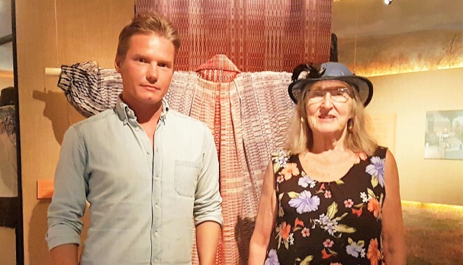 Kenny Jonsson, museiassistent tillsammans med Gunilla Ellis som just nu har en utställning på museet. Kenny Jonsson, museiassistent tillsammans med Gunilla Ellis som just nu har en utställning på museet.