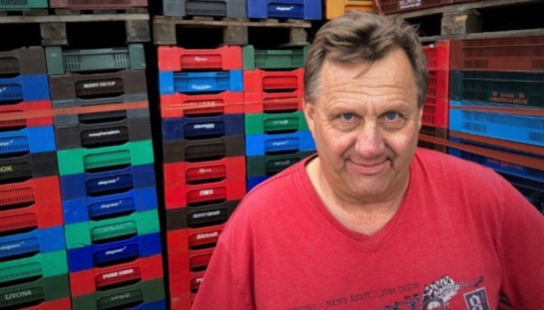 Bo Axelsson driver bärplockarföretaget Blommor och Bär, han konstaterar att fler plockare smittats. Bo Axelsson driver bärplockarföretaget Blommor och Bär, han konstaterar att fler plockare smittats.