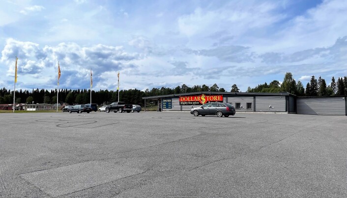 Även Dollarstore på Näsviken påverkas kraftigt. Så här såg parkeringen ut vid butiken kl 13 på lördagen Även Dollarstore på Näsviken påverkas kraftigt. Så här såg parkeringen ut vid butiken kl 13 på lördagen