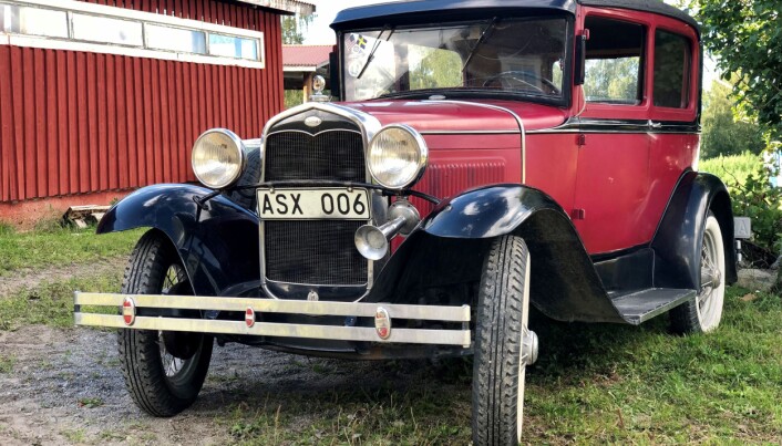 Gösta Persson rullade in i sin A-Ford årsmodell 1931. Gösta Persson rullade in i sin A-Ford årsmodell 1931.