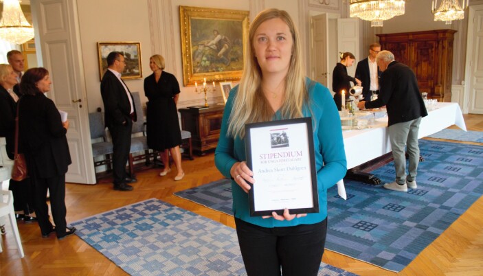Andrea Skott Dahlgren som driver Nya Jonssons konditori och bageri i Funäsdalen tog emot sitt diplom innan tårtan väntade. Andrea Skott Dahlgren som driver Nya Jonssons konditori och bageri i Funäsdalen tog emot sitt diplom innan tårtan väntade.