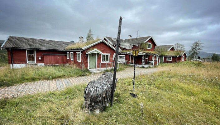 Det är ingen trevlig syn för de som minns hur det en gång såg ut på vid Tänndalens Fjällgård. Foto Håkan Persson. Det är ingen trevlig syn för de som minns hur det en gång såg ut på vid Tänndalens Fjällgård. Foto Håkan Persson.