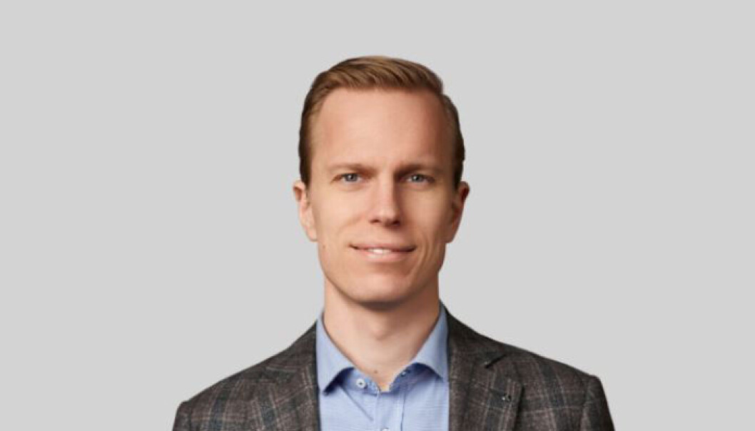 “Vingarna är 79 meter långa och det ska ligga två bitar nedanför som är ungefär 10 meter långa”, säger Lars Bryngelsson, vd för OX2 TCM, om olyckan i Björkvattnet. FOTO: Pressbild. “Vingarna är 79 meter långa och det ska ligga två bitar nedanför som är ungefär 10 meter långa”, säger Lars Bryngelsson, vd för OX2 TCM, om olyckan i Björkvattnet. FOTO: Pressbild.
