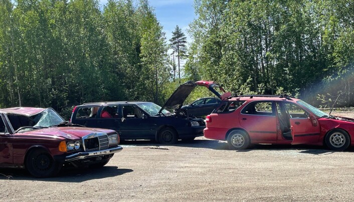 Bilar som dumpats efter E45 mellan Hoting och Lövberga. Bilar som dumpats efter E45 mellan Hoting och Lövberga.
