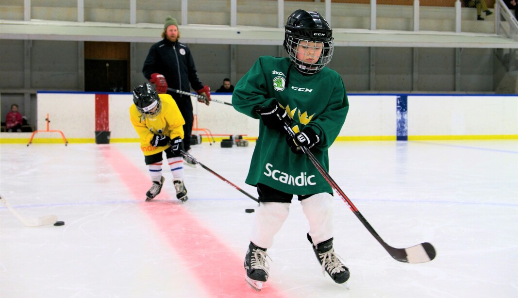 Bräcke Hockey saknar ett A-lag och får allt svårare att fylla på med yngre årskullar. Bilden är från föreningens hockeyskola. Bräcke Hockey saknar ett A-lag och får allt svårare att fylla på med yngre årskullar. Bilden är från föreningens hockeyskola.