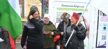 Värdigt och folkfyllt till minne av Ewert Ljusberg Värdigt och folkfyllt till minne av Ewert Ljusberg