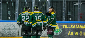 Elias Bjuhr matchhjälte när ÖIK tog livsviktig seger: “Fruktansvärt skönt” Elias Bjuhr matchhjälte när ÖIK tog livsviktig seger: “Fruktansvärt skönt”