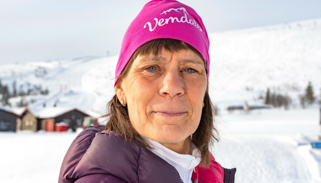 – Vi uppmanar gäster som känner förkylningssymtom att stanna i boendet eller vända hem, säger Anna Hansson vd för Destination Vemdalen. – Vi uppmanar gäster som känner förkylningssymtom att stanna i boendet eller vända hem, säger Anna Hansson vd för Destination Vemdalen.