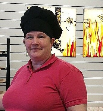Renate är nu både silver- och bronsmedaljör i Glass-SM. Renate är nu både silver- och bronsmedaljör i Glass-SM.