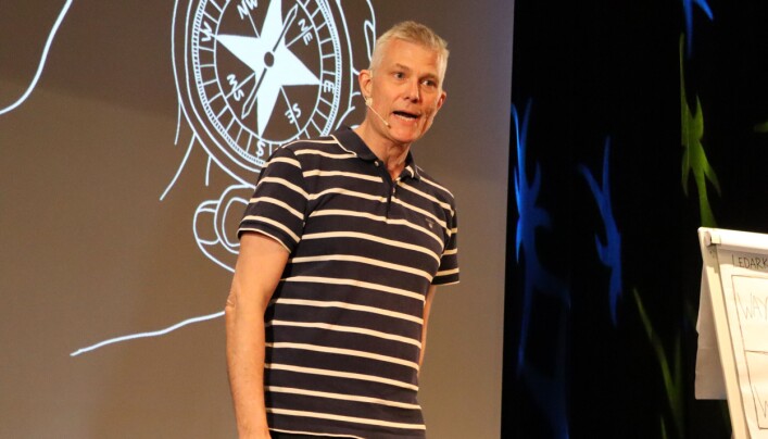 Jesper Ek höll en inspirerande föreläsning hur man få andra engagerade i företag, föreningar och även på hemmaplan. Jesper Ek höll en inspirerande föreläsning hur man få andra engagerade i företag, föreningar och även på hemmaplan.