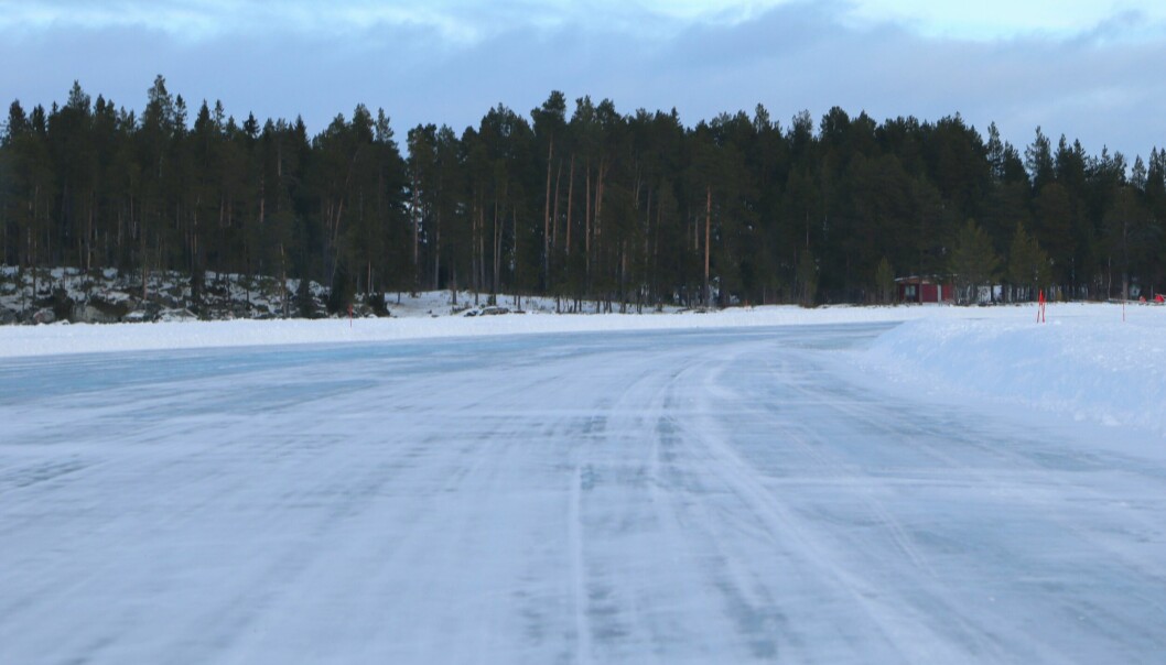 Det är många biltrafikanter som ser fram emot när isvägarna öppnas vilket kortar resvägarna rejält.