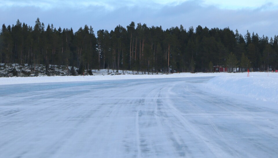 Det är många biltrafikanter som ser fram emot när isvägarna öppnas vilket kortar resvägarna rejält. Det är många biltrafikanter som ser fram emot när isvägarna öppnas vilket kortar resvägarna rejält.