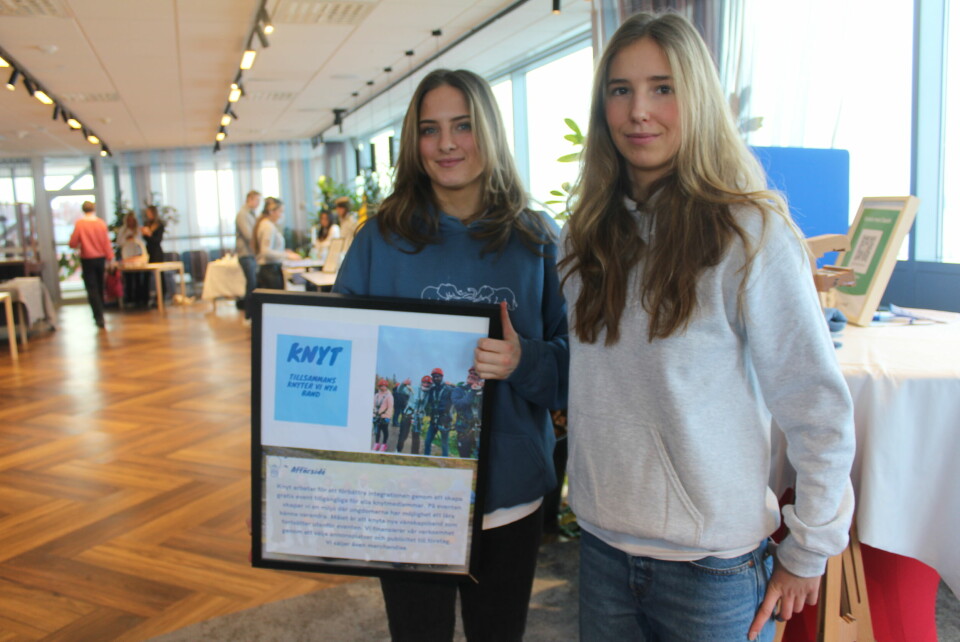 Tuva Ahlström och Linn Lydholm vid Järpens gymnasium erbjuder event för att bidra till integration mellan elever.