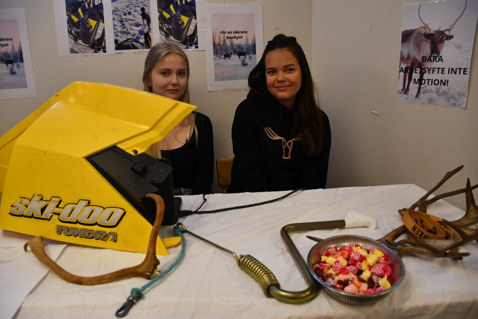 Meya och Wilma har konstruerat Riejphe, koppelhållare för renskötare.
