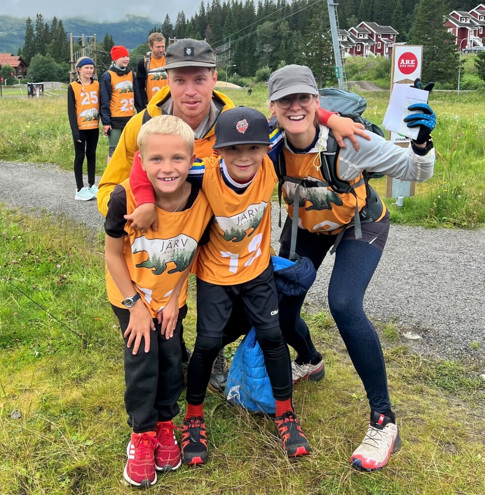 Laget Örnarna. Från vänster: Noah, pappa Fredrik, Nils och Emma. Laget Örnarna. Från vänster: Noah, pappa Fredrik, Nils och Emma.