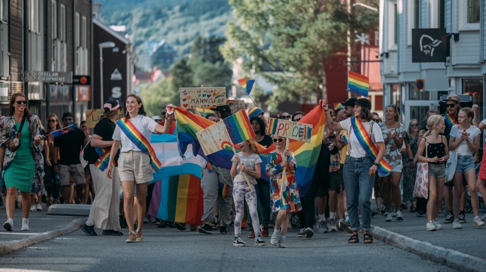Över tvåhundra gick prideparaden genom Åre i helgen.