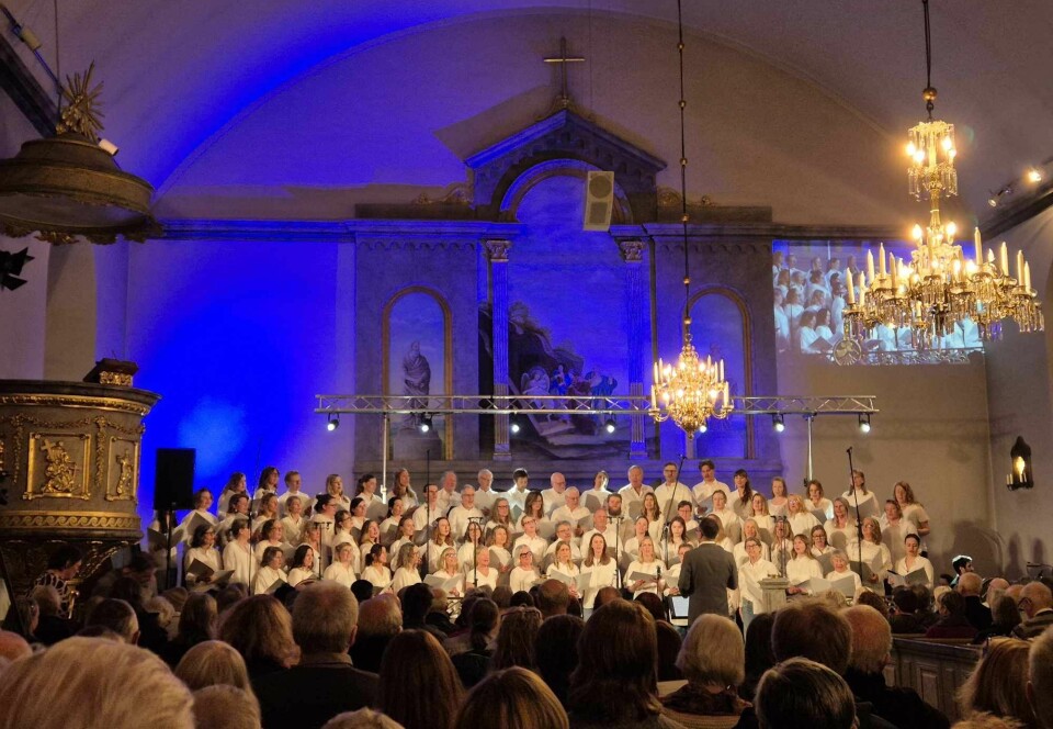 Fredskonserten blev lyckad och lockade många besökare till Undersåkers kyrka.
