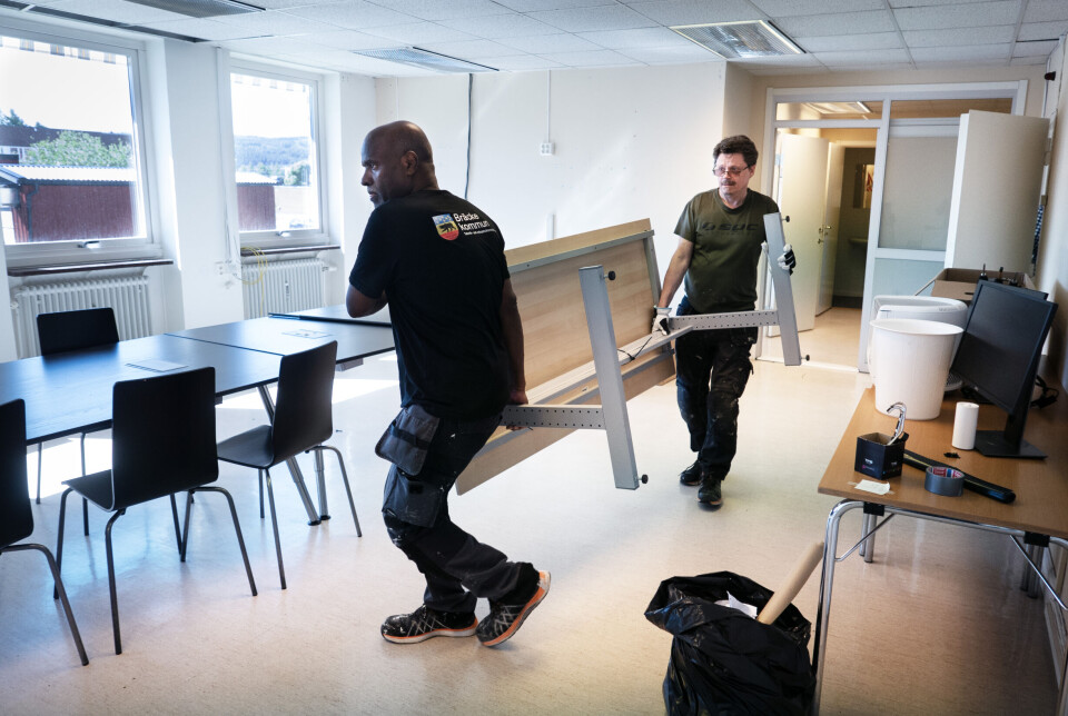 Rivning förbereds. Kommunen flyttar till lokaler på Furugränd.