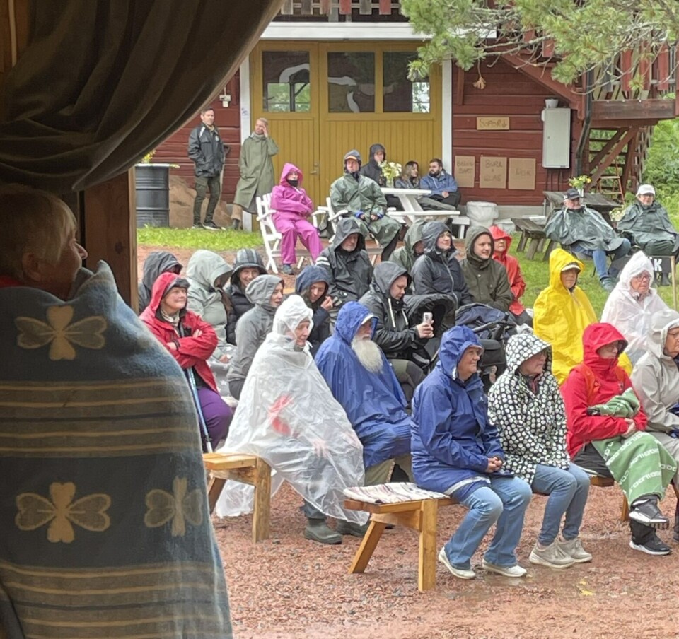 Kallt och regnigt, men en varm stämning!
