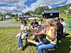 Britt-Marie, Greger, Ragnar och Solveig har åkt till Rötviken från Föllinge. På bilden fick de även sällskap av Håkan och Anki från Enarsvedjan.