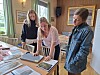 Moa Alexandersson fanns på plats på samrådsmötet för att ställa frågor. Mest oroad är hon över att det är svårt att få en överblick när det planeras exploatering av så många olika ställen. 'Man saknar helheten', menar hon.