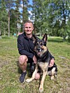 Efter mer än åtta år tillsammans är bandet mellan Joakim och Thor starkt och det är blandade känslor när Joakim berättar att Thor närmar sig pensionen. Foto: Jenni Anderson.