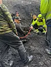 Här har Tuss precis kommit upp efter att ha tillbringat ett dygt i hålet - trött men vid god hälsa. Foto: Privat.